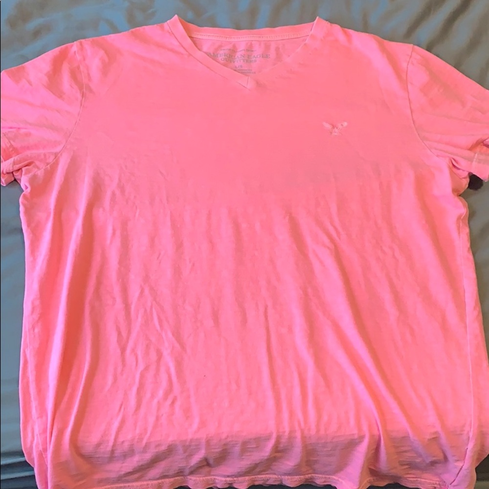 American Eagle Pink V-Neck Men’s Large